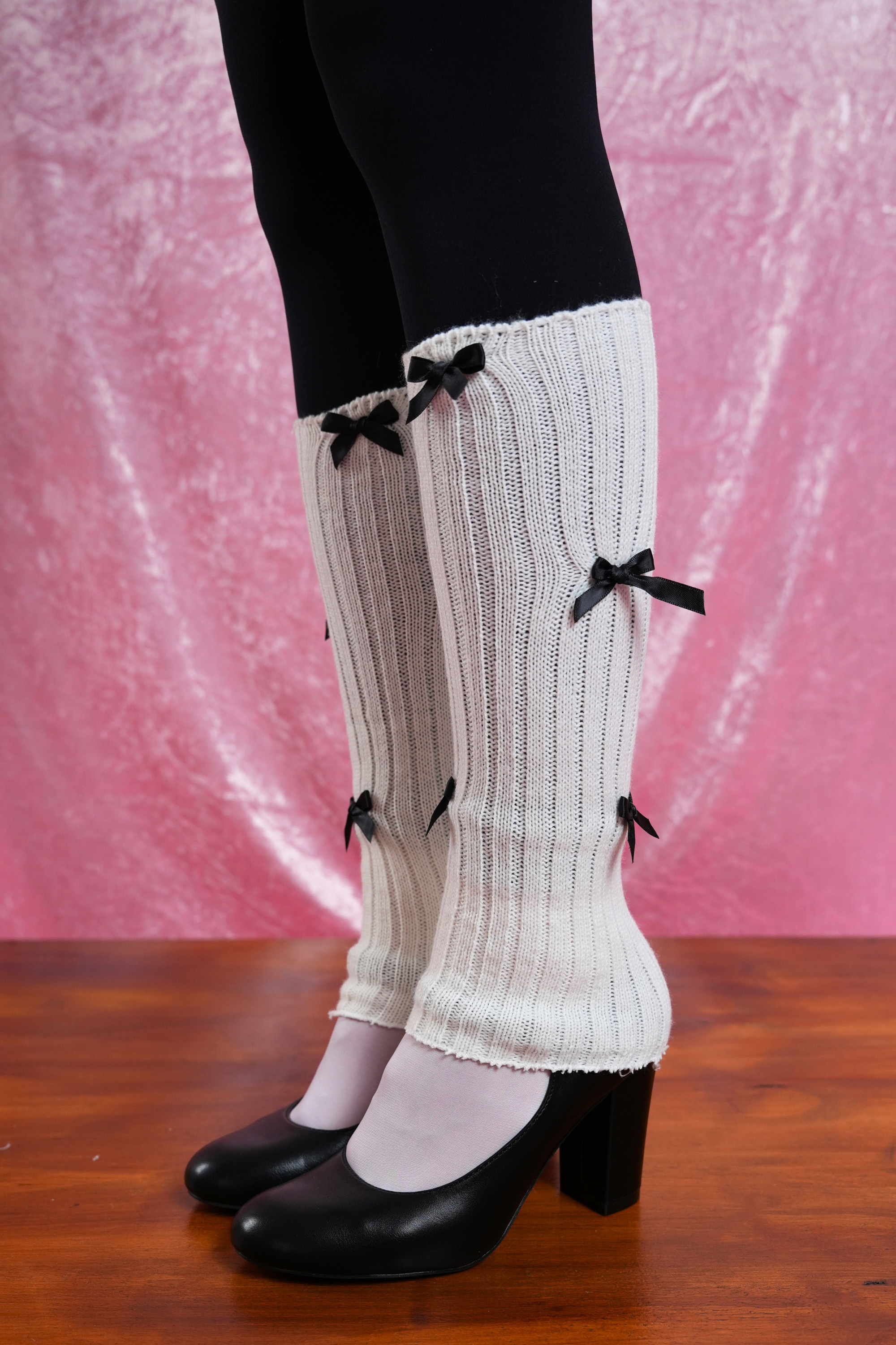 THE 1964 LEG WARMERS